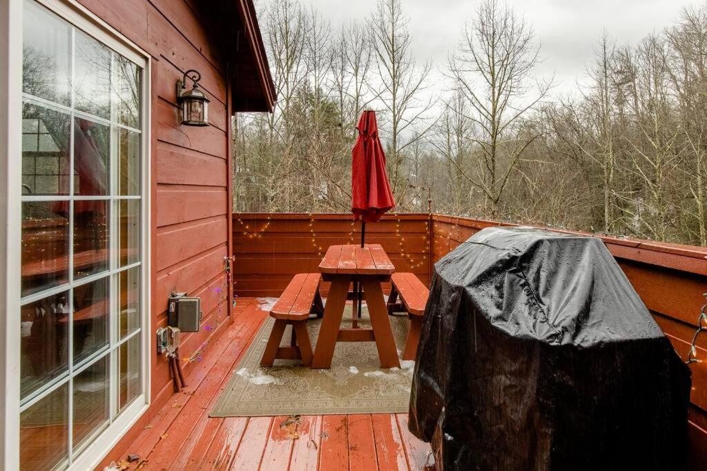 Cozy Cabin W/Hot Tub & Wifi In Gatlinburg Villa Eksteriør billede